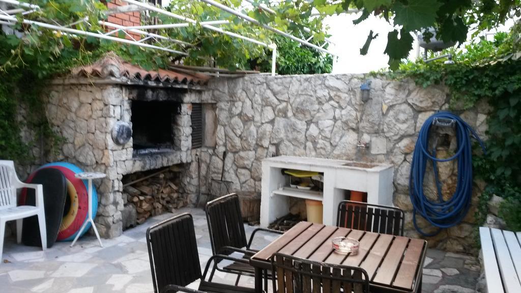 G&B Apartments Трогир Екстериор снимка