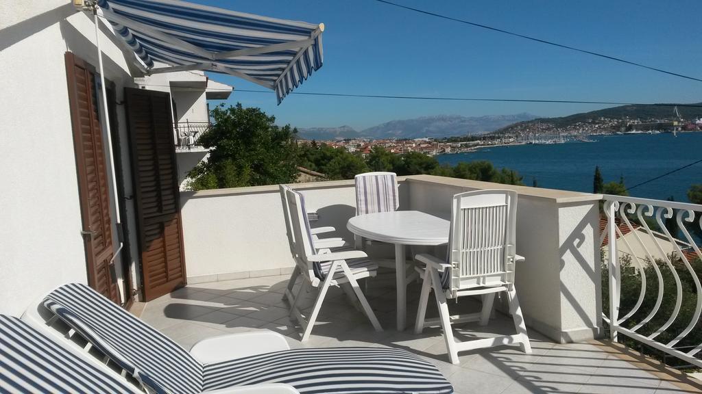 G&B Apartments Трогир Екстериор снимка